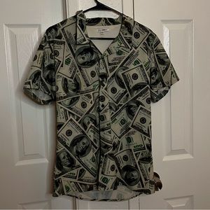Fashion Nova Men’s button-down money design graphic short sleeve shirt